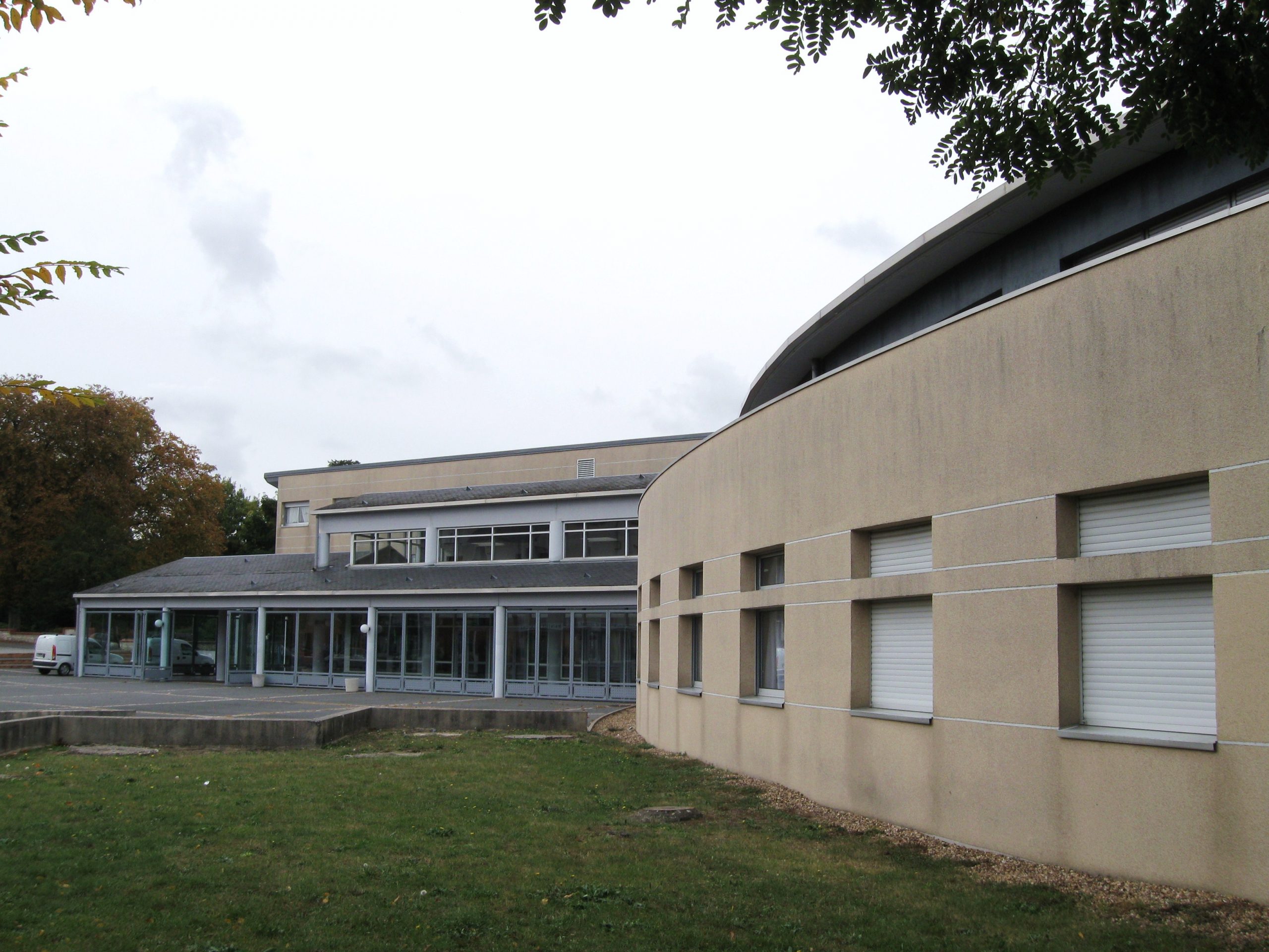 Lycée Maurice Genevoix